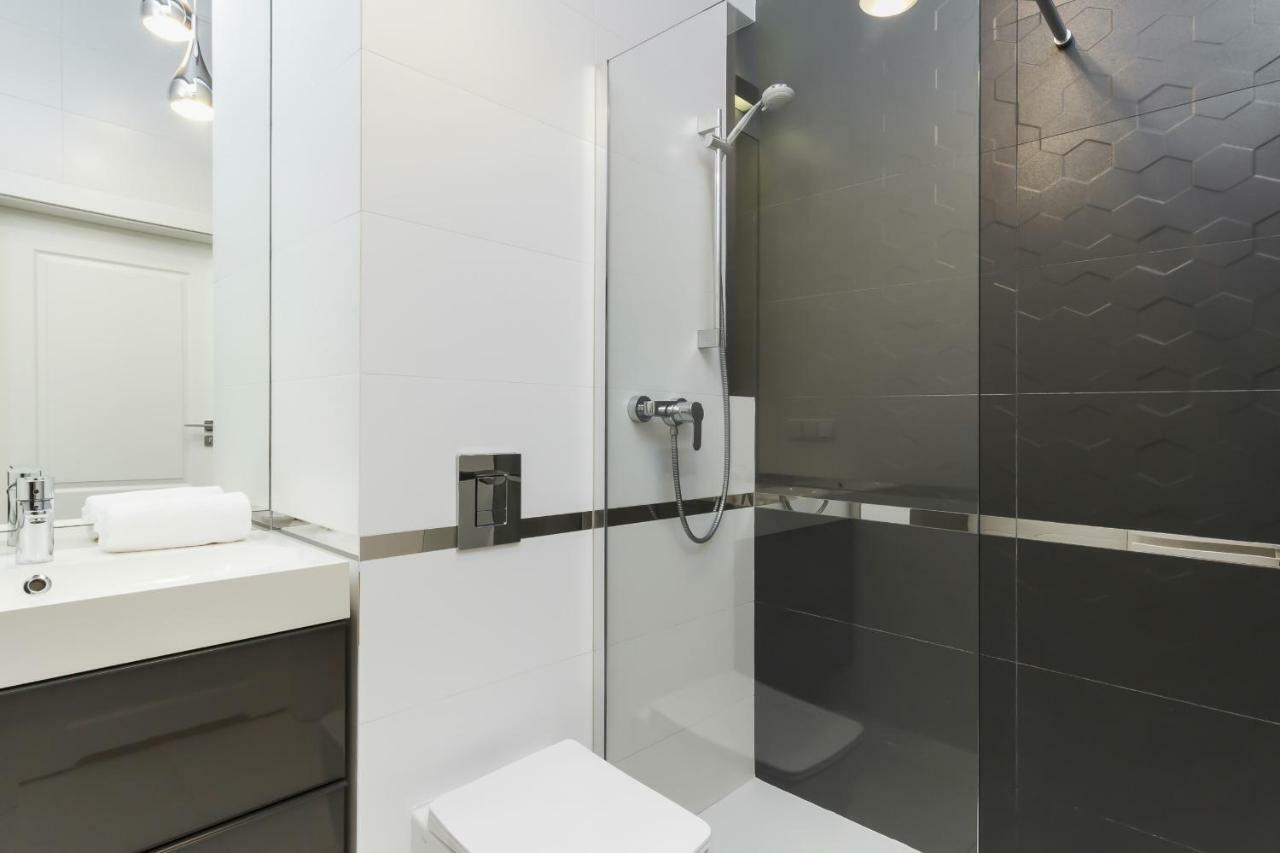 Apartment Krakow Arianska By Renters Prestige Zewnętrze zdjęcie